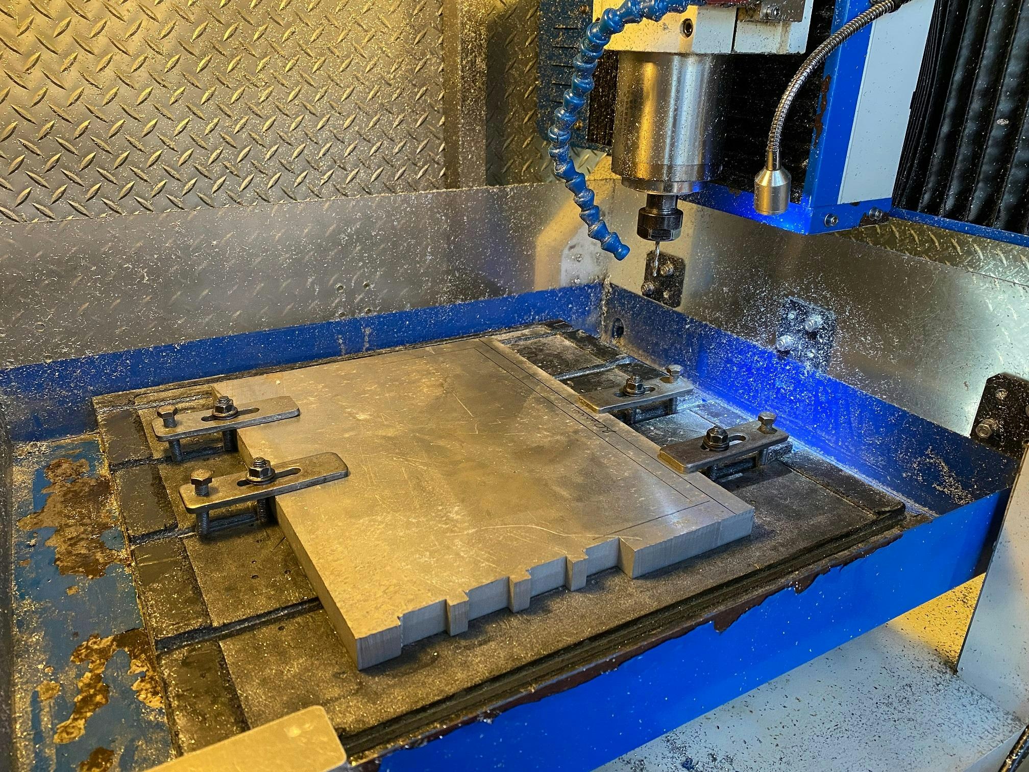 start-mold-machining-001-lowres.jpg