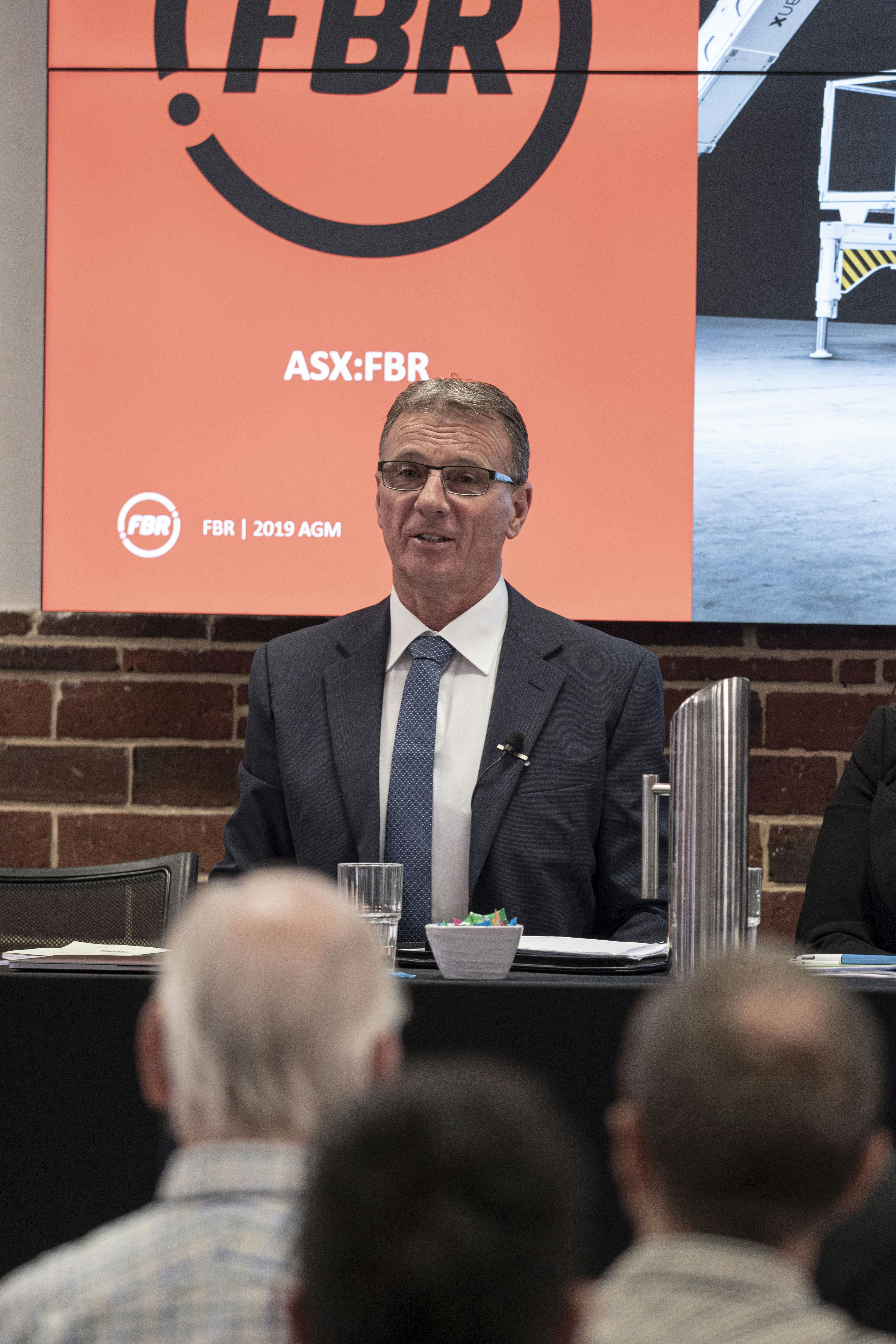 191209agm078.jpg