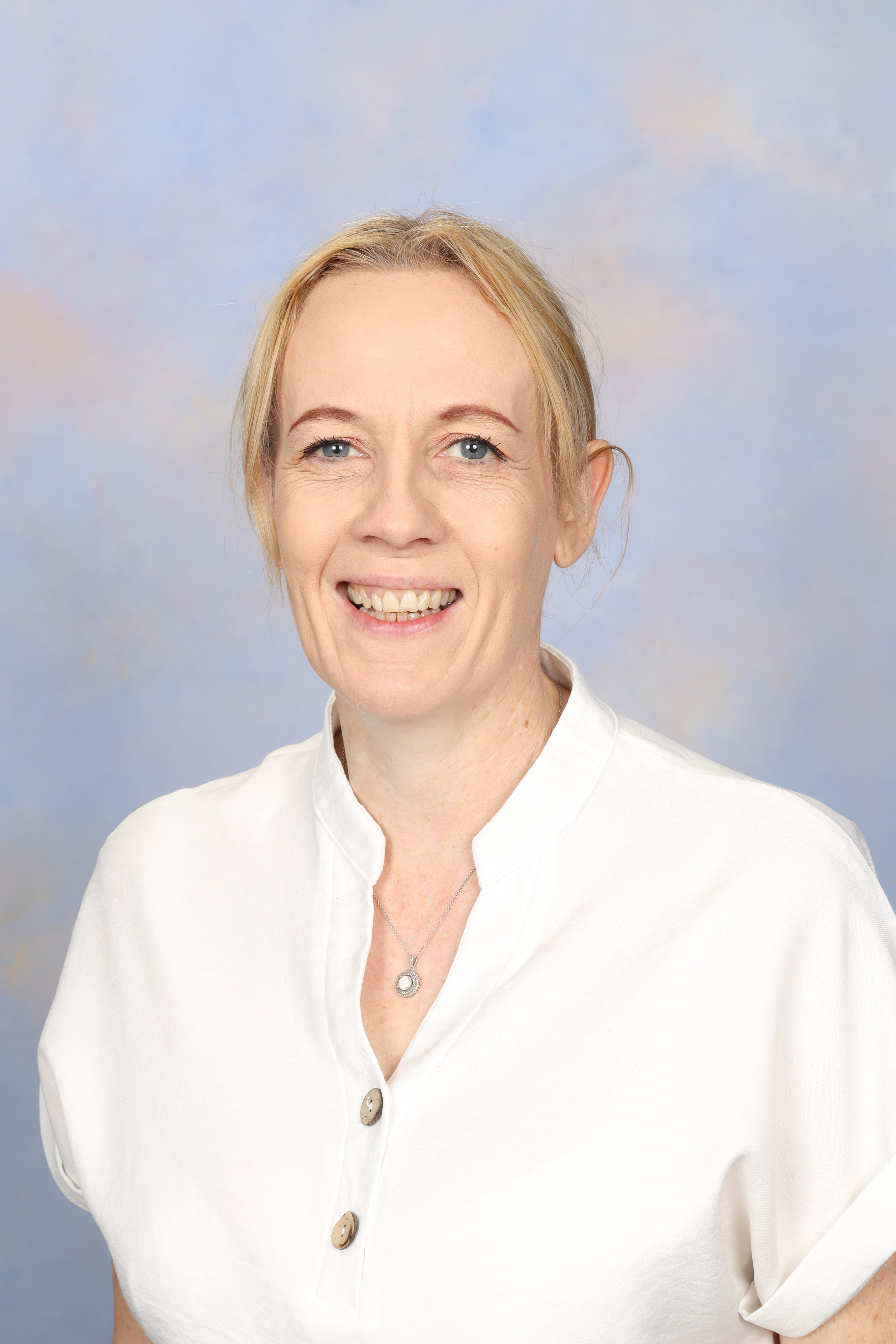 Mrs Fidelma Gillespie