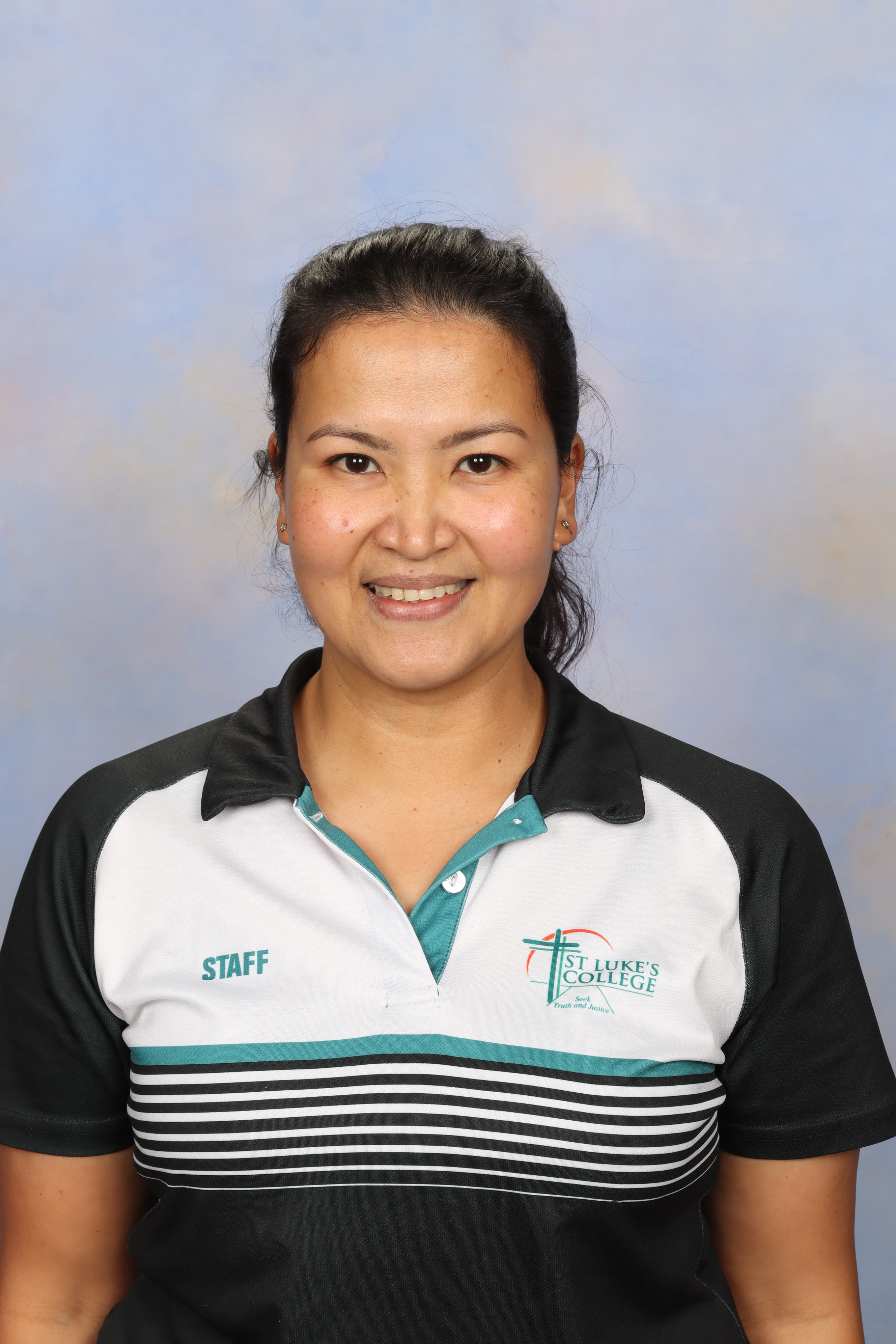 Mrs Pamela Penaojas