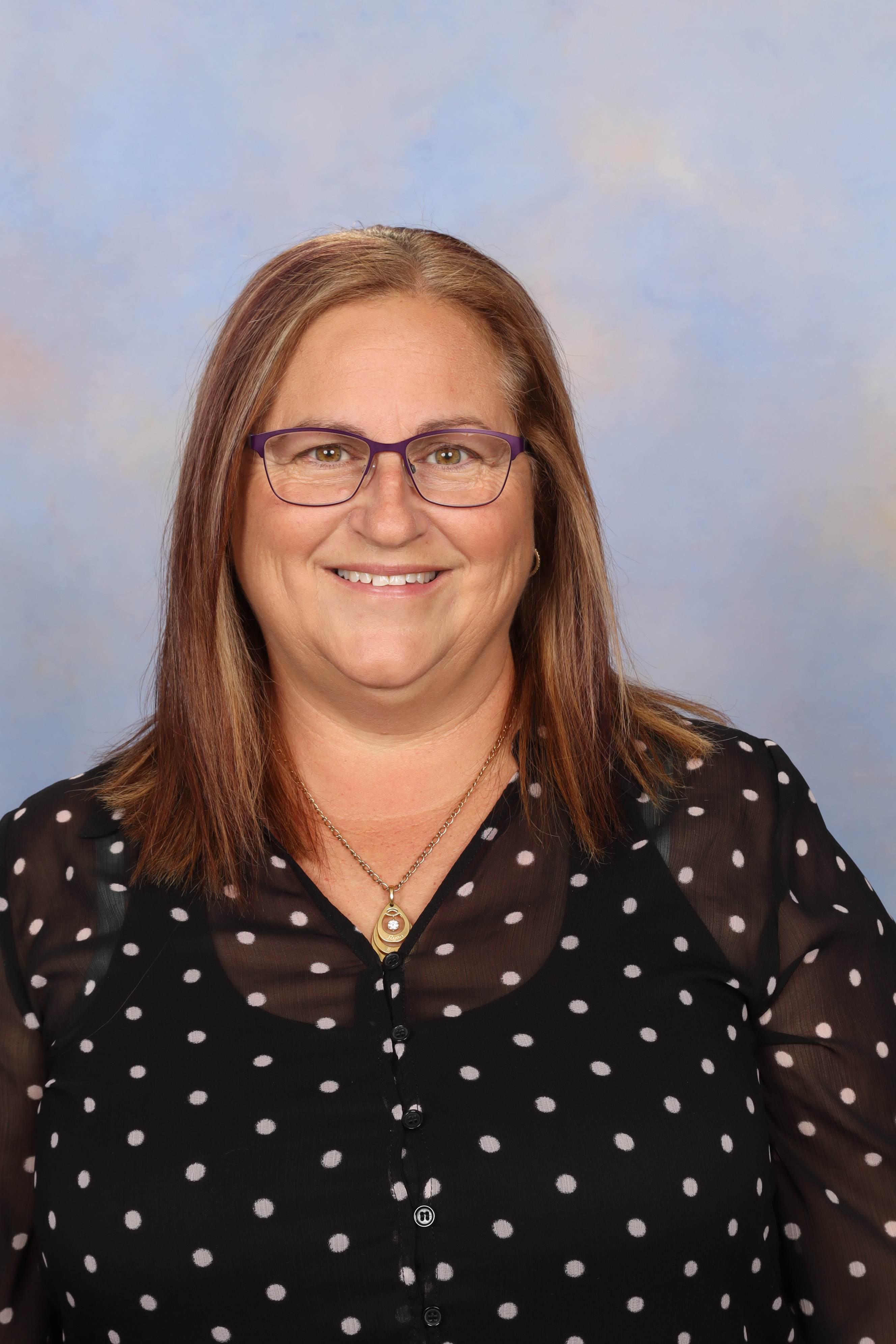 Mrs Karen Welk