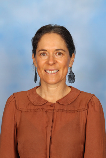 Mrs Nicola Jones