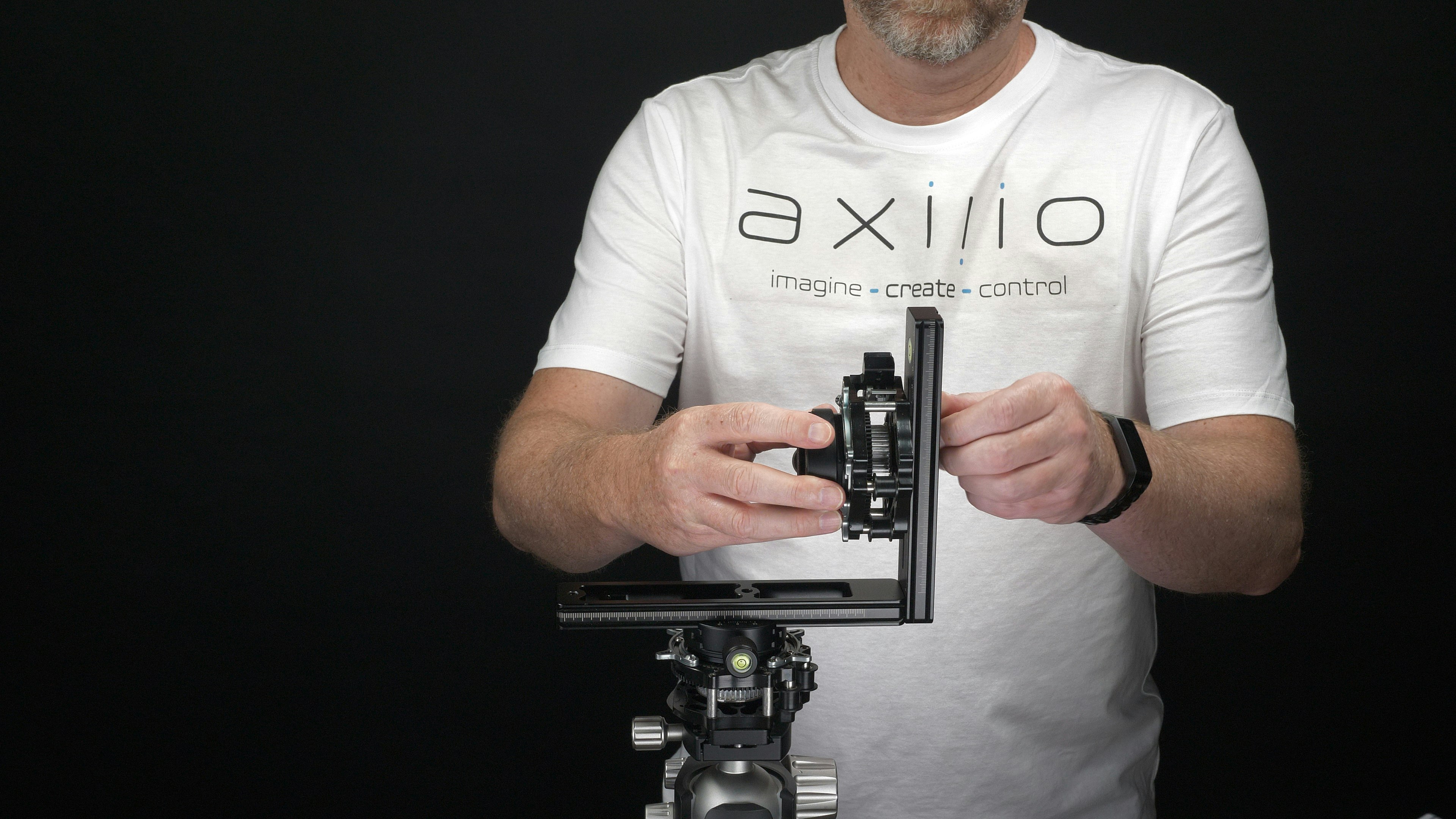 tilt-pan-l-bracket-setup.jpg